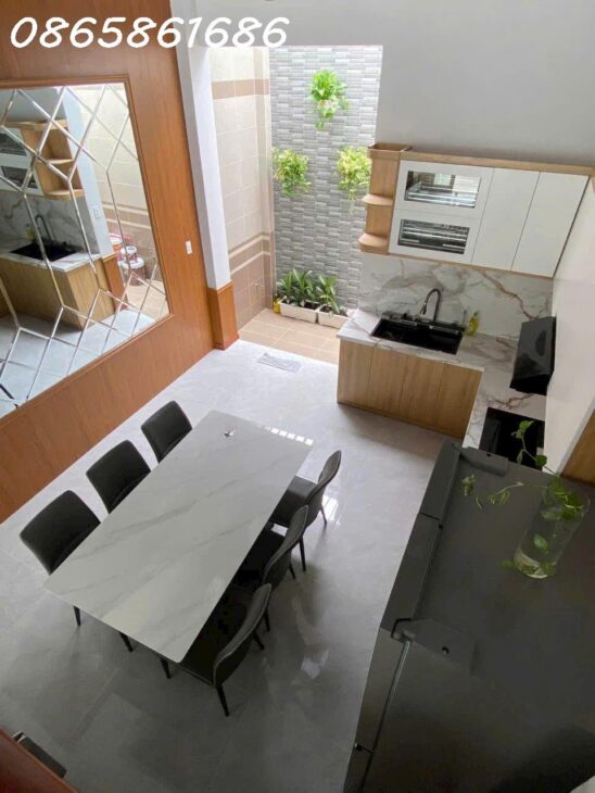 BÁN NHÀ 2 LẦU MỚI XÂY HẺM 588 ĐƯỜNG HUỲNH TẤN PHÁT PHƯỜNG TÂN PHÚ QUẬN 7