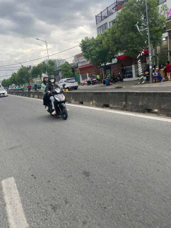 Bán nhà mặt tiền 9x20m giá 35 tỷ Đường Phan Văn Hớn