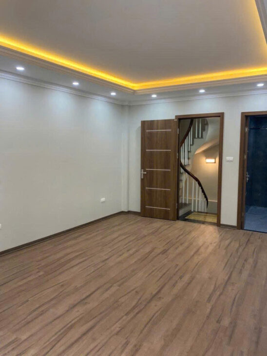 Nhà Mới Tinh – Hoàng Mai – 36m² – 5 Tầng – Mt 4.2m – Chỉ Việc Xách Vali Về Ở