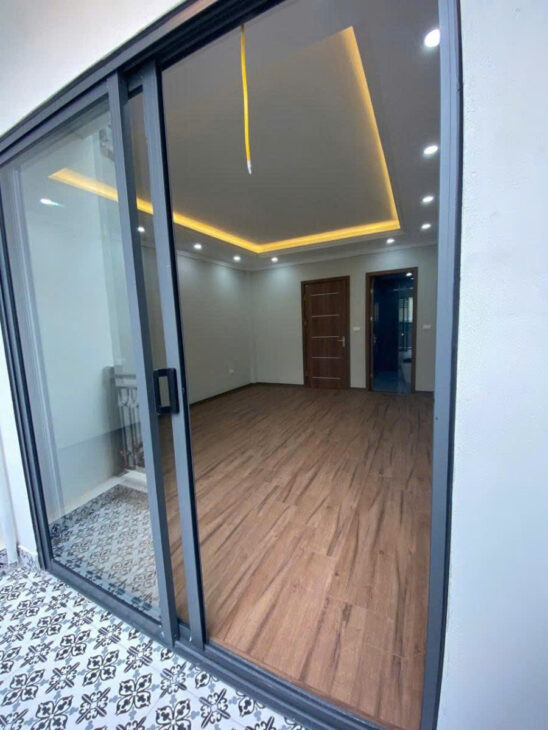 Nhà Mới Tinh – Hoàng Mai – 36m² – 5 Tầng – Mt 4.2m – Chỉ Việc Xách Vali Về Ở