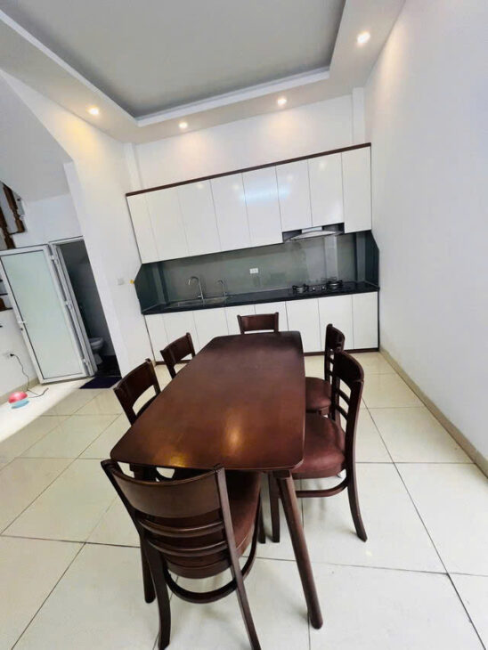 BÁN NHÀ MỚI BÁT KHỐI- LONG BIÊN,42 M2, 4 TẦNG,MẶT TIỀN 4.5M,6.1 TỶ.