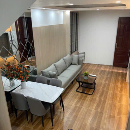 Rất gấp! Nhà phố QUỐC TỬ GIÁM, 5 tầng, 50m ra ô tô, chỉ 5.8 tỷ!