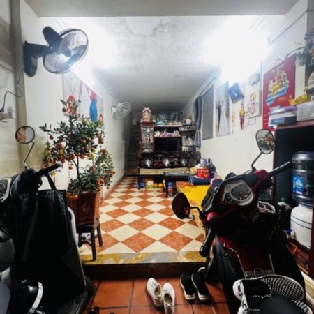 BÁN NHÀ -PHỐ THÁI HÀ-TRUNG TÂM QUẬN ĐỐNG ĐA, DT, 30 M2 – LÔ GÓC,3 THOÁNG