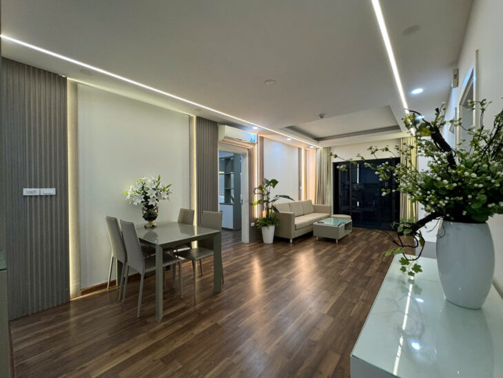 Bán giá hợp lý căn 3 ngủ 2 WC tòa Ruby 4B Goldmark City, toàn bộ nội thất new 100% nhậu EU cao cấp