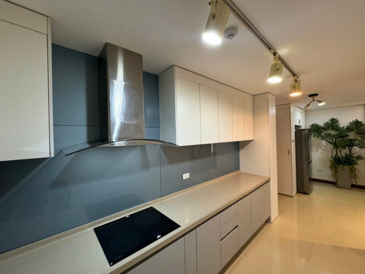 Chuyển nhà cần bán nhanh căn 3 ngủ 2 WC tòa S1 Goldmark City, đồ đạc thiết bị mới 100% nhập khẩu