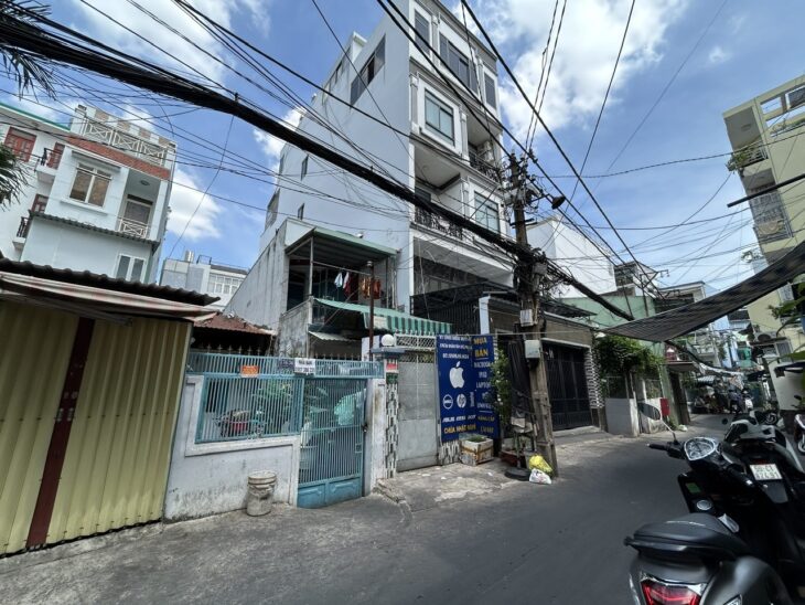 HẺM 576 Đ. ĐOÀN VĂN BƠ BÁN ĐẤT TẶNG NHÀ – KHU DÂN CƯ HIỆN HỮU THUẬN TIÊN XÂY DỰNG CĂN HỘ DỊCH VỤ