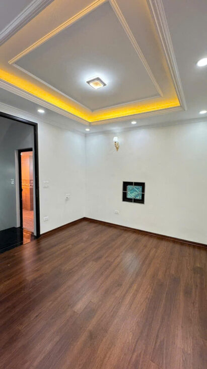 PHỐ PHẠM NGỌC THẠCH – Chỉ 6,1 tỷ có nhà sổ đỏ hơn 30m x 3PN mới tinh, nội thất xịn về ở ngay