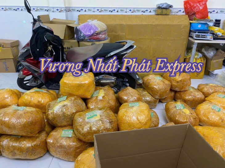 Gửi Bánh Tráng Trộn Đi Canada Giá Rẻ Uy Tín Tại TP.HCM