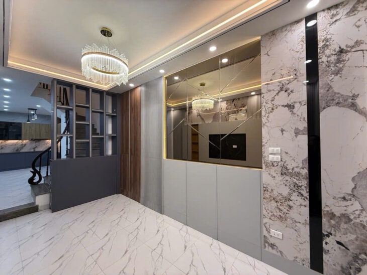 NHÀ ĐẸP THỊNH QUANG – CỰC GẦN PHỐ – NGÕ THÔNG – TIỆN ÍCH BẠT NGÀN – THOÁNG TRƯỚC SAU ???? DT 40m2 x