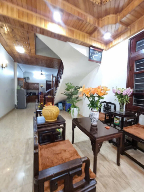 PHÂN LÔ QUÂN ĐỘI, 2 THOÁNG , Ô TÔ QUA NHÀ-KHU DÂN TRÍ CAO- Lạc Long Quân, Cầu Giấy 75m 5T, MT 3.7