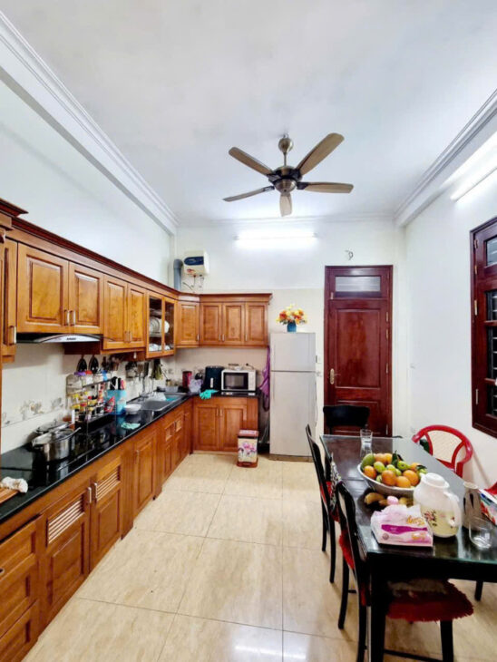 PHÂN LÔ QUÂN ĐỘI, 2 THOÁNG , Ô TÔ QUA NHÀ-KHU DÂN TRÍ CAO- Lạc Long Quân, Cầu Giấy 75m 5T, MT 3.7