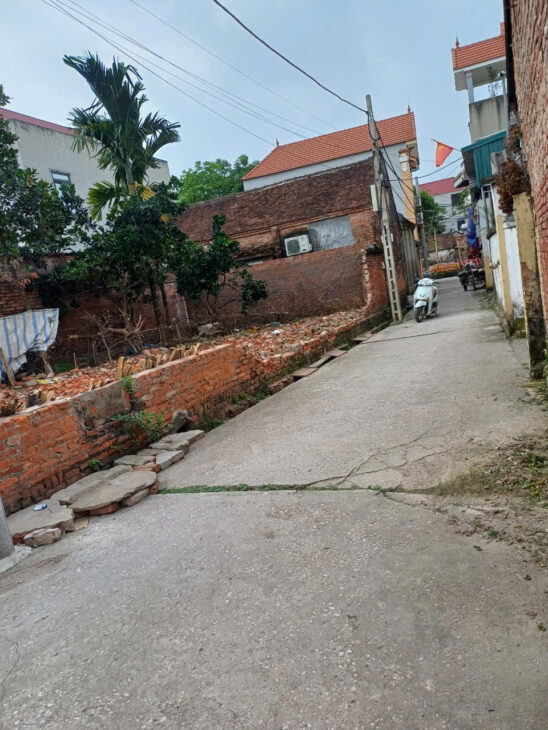 BÁN ĐẤT THỔ CƯ 76M2 – Chúc Sơn, Chương Mỹ