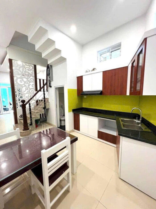 NHÀ ĐẸP ĐỊNH CÔNG HẠ HM 35M 4 TẦNG MT3.5M GẦN TRƯỜNG CHỢ CÁCH Ô TÔ 20M SỔ ĐỎ CHÍNH CHỦ GIÁ CHỈ 5.8