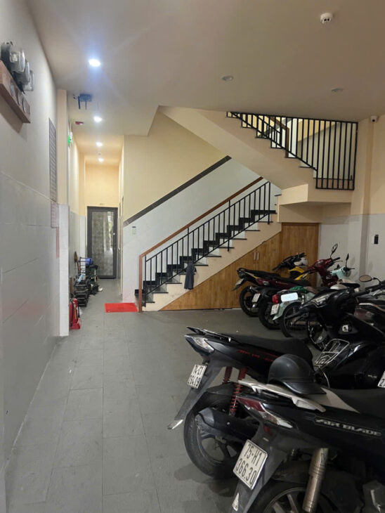 Cần bán căn hộ 6 tầng- 15 Phòng- Doanh thu 70 triệu/tháng- chợ Hòa Khánh Bắc- Liên Chiểu- Đà Nẵng