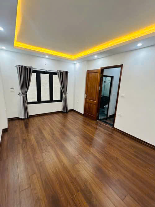 HỒ TÙNG MẬU – SIÊU PHẨM NHÀ Ở GẦN PHỐ, GẦN Ô TÔ, NGÕ KINH DOANH SIÊU ĐỈNH, NHÀ XÂY MỚI 100%,