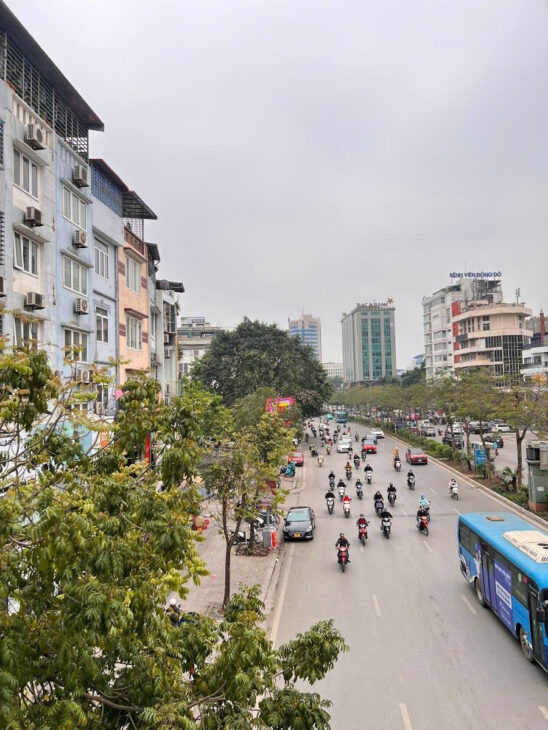 Bán nhà mặt phố Xã Đàn, 60m, mặt tiền khủng 7.5m, 32 tỷ,kinh doanh sầm uất ngày và đêm