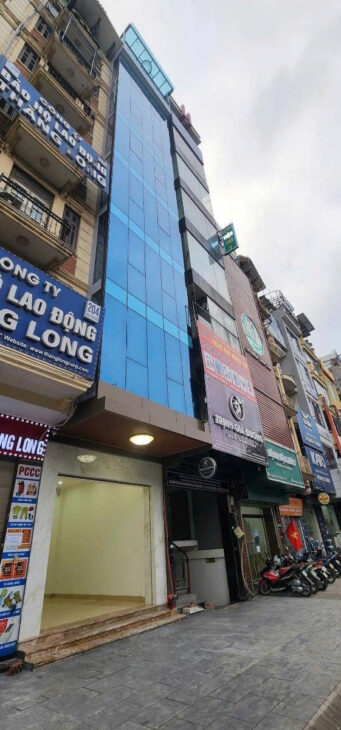 NHÀ MẶT PHỐ TRƯƠNG ĐỊNH 34M 3 TẦNG LÔ GÓC MỘT MẶT PHỐ MỘT MẶT NGÕ Ô TÔ VỊ TRÍ VÀNG KINH DOANH ĐỈNH