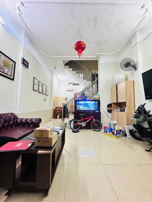 CẦU GIẤY- NHÀ MỚI – GIÁ NGON – NGÕ THÔNG