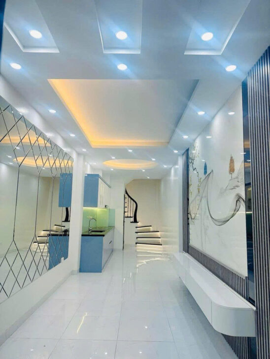 BÁN NHÀ MINH KHAI – 36M NHÀ MỚI ĐẸP – SÂN ĐỂ XE RỘNG – FULL NỘI THẤT – 10M OTO ĐỖ – GIÁ 5.7 TỶ