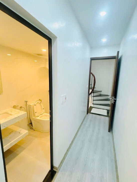 BÁN NHÀ MINH KHAI – 36M NHÀ MỚI ĐẸP – SÂN ĐỂ XE RỘNG – FULL NỘI THẤT – 10M OTO ĐỖ – GIÁ 5.7 TỶ