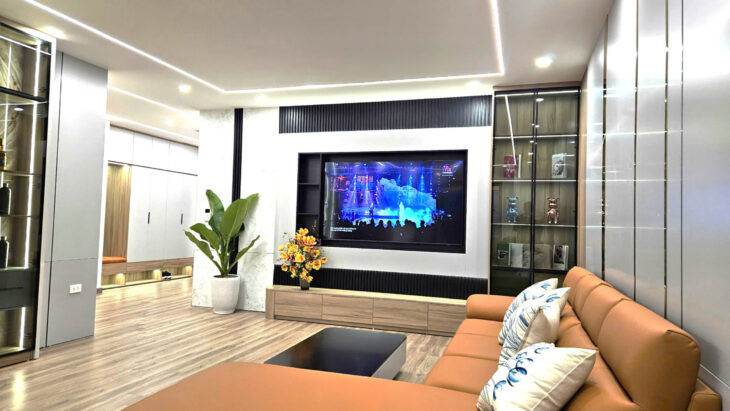 Căn hộ sky villa 3 ngủ 3 WC, dt 181m2, tòa 25T1 Trung Hòa, nội thất mới đẹp long lanh đẳng cấp 5 sao