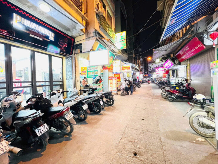Mặt phố Ao Sen, kinh doanh tấp nập, vỉa hè, ô tô tránh 45mx5 tầng 13.7 tỷ.