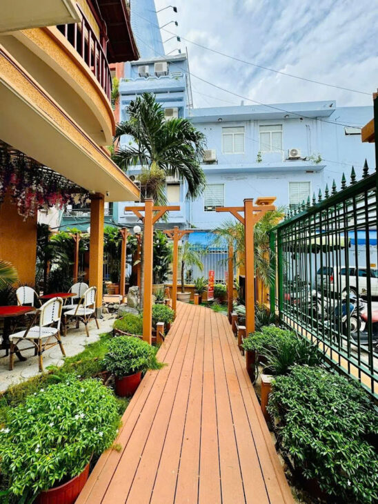 CHO THUÊ BIỆT THỰ LIỀN KỀ PHÚ NHUận, NG.VĂN TRỖI – 256M2 – GIÁ HỜ 200 TRIỆU/THÁNG – SỔ ĐỎ CHÍNH CHỦ