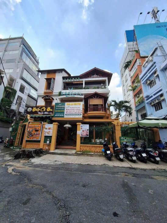 CHO THUÊ BIỆT THỰ LIỀN KỀ PHÚ NHUận, NG.VĂN TRỖI – 256M2 – GIÁ HỜ 200 TRIỆU/THÁNG – SỔ ĐỎ CHÍNH CHỦ