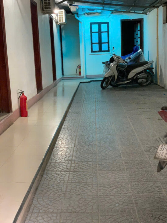 ???? Bán nhà nghỉ đang hoạt động full phòng,kiệt ôtô Phan Trọng Tịnh,Hương Long. cách Nguyễn Phúc