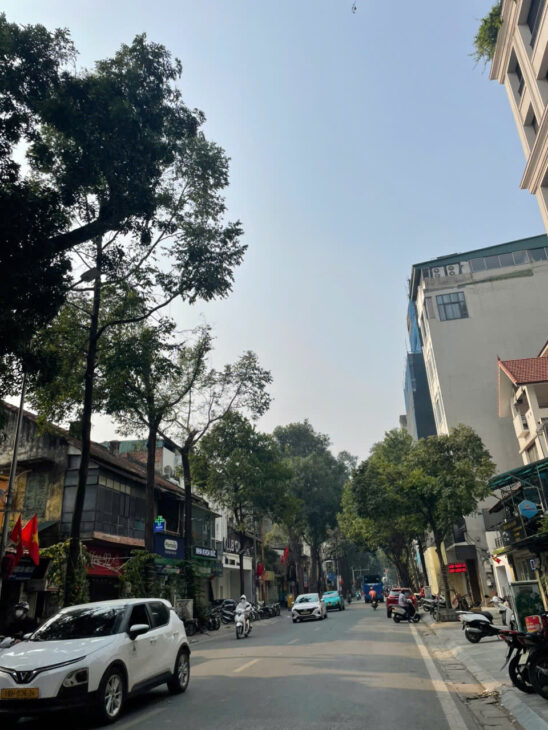 bán đất vàng HAI BÀ TRƯNG-LÒ ĐÚC-TRẦN KHÁT CHÂN, 88M chỉ 22.5 tỷ, lô góc,mặt đường 2 ô tô tránh