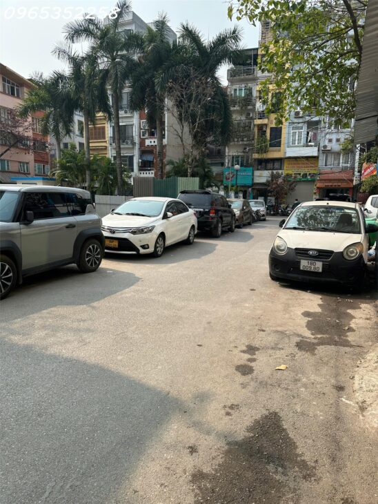 Chính chủ bán nhà phân lô ô tô khu Trần Phú, Diện tích 54m, gần trường Ga tàu điện