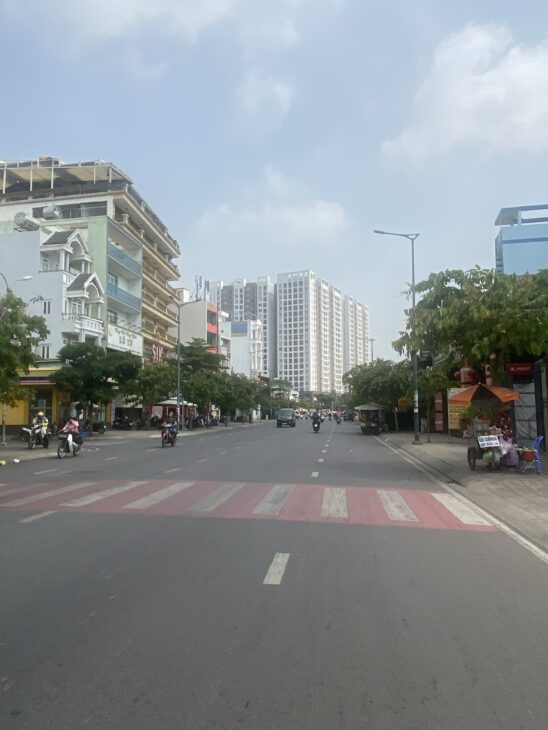 BÁN NHÀ SÁT NGÃ 4 BỐN XÃ-TÔ HIỆU-Q.TÂN PHÚ-56M2-4 TẦNG-HXH-NHỈNH 7 TỶ