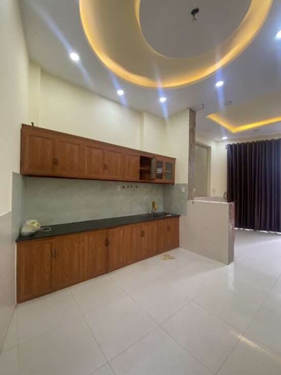 Bán nhà 66m² 4 tầng, 5PN, 3WC,hem 1017 hồng Bàng phường 12 Quận 6 – 5.8 tỷ