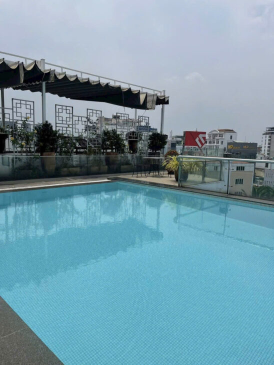 KHÁCH SẠN CỬA NGÕ SÂN BAY – TÂN BÌNH 🔥🔥 🏨 VỊ TRÍ ĐẮC ĐỊA – DÒNG TIỀN KHỦNG 25 TỶ/ NĂM ĐƯỜNG