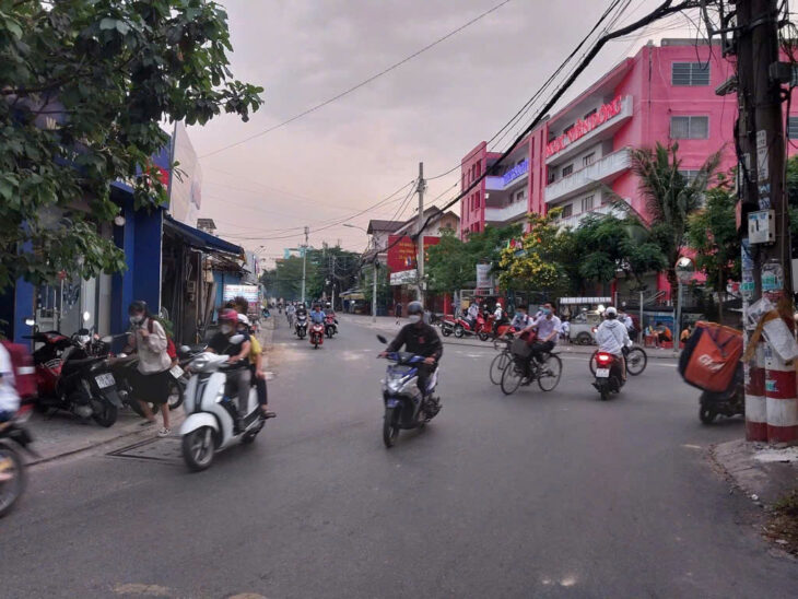 BÁN NHÀ MẶT TIỀN KD ĐÔNG HƯNG THUẬN 11 QUẬN 12 , NGANG LỚN 5 X 26M, 130M2, NHỈNH 10 TỶ TL