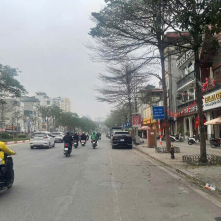Bán nhà mặt phố – Hoàng Cầu – Lô góc, mặt tiền rộng – Không lỗi PT, quy hoạch ổn định