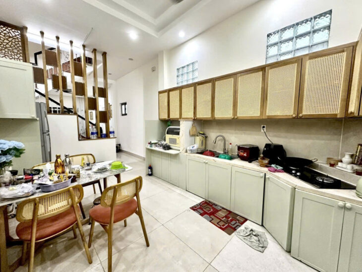 Chính Chủ Bán Biệt Thự Mini ,Mới, Rộng, Nhà Đẹp Ngay Trung Tâm Phường 13 Phú Nhuận