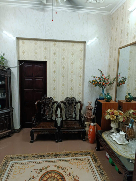MẶT PHỐ – Ô TÔ ĐỖ CỬA – ĐỐNG ĐA QUẬN- Huỳnh Thúc Kháng 85m2, 5 T. Hai thoáng, MT3,8m,36 tỷ