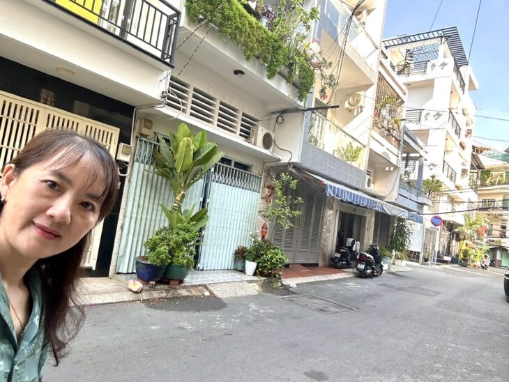 KHU HIẾM NHÀ BÁN THUỘC ĐƯỜNG SỐ Q4- XE HƠI ĐẬU CỬA KHÔNG CẢN TRỞ GIAO THÔNG-VIEW CÔNG VIÊN.