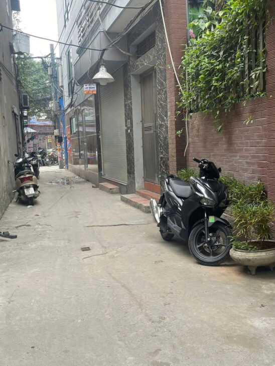 NHÀ KIM GIANG ( CHỢ QUANG) , THANH TRÌ 48M x 5T X MT6 KINH DOANH BUÔN BÁN TẤP NẬP