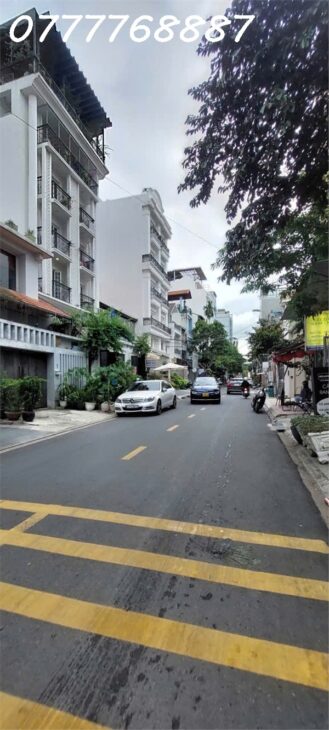 Bán Biệt thự 4 tầng hồ bơi, MT Nguyễn Bá Huân, Thảo Điền, Quận 2