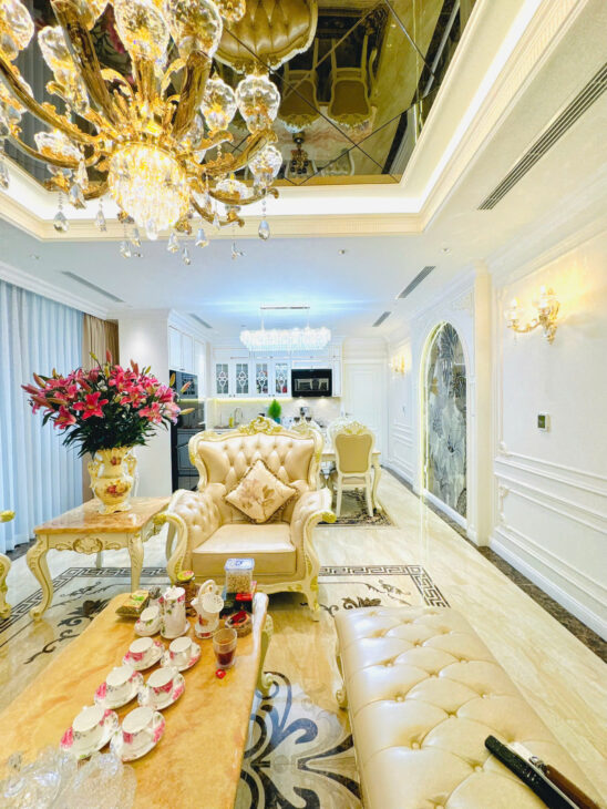 Bán Chung Cư Cao Cấp Sunshine Golden River , 141M2 , Tầng đẹp , Full Nội Thất Tân Cổ Điển, Gía Chỉ
