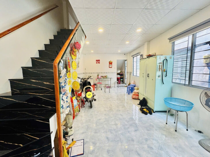 BÁN NHÀ 3 TẦNG, 50M2 cách Hoàng Sa 10m, NGÕ NGUYỄN VĂN NGUYỄN, QUẬN 1 – GIÁ 9.6 TỶ – SỔ ĐỎ