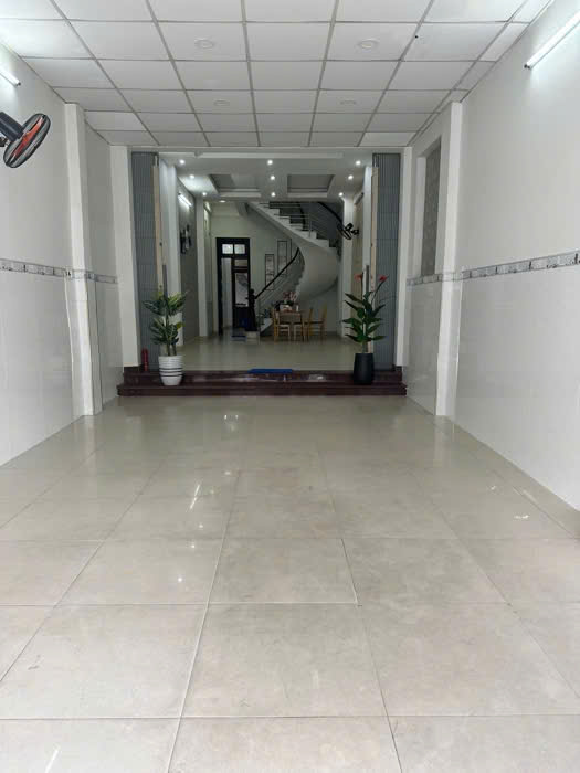 MẶT TIỀN KD 4TẦNG NGUYỄN VĂN QUÁ QUẬN 12,100M2( 4,1 X 24M) – 7 PHÒNG 6WC – NHĨNH 12TỶ TL