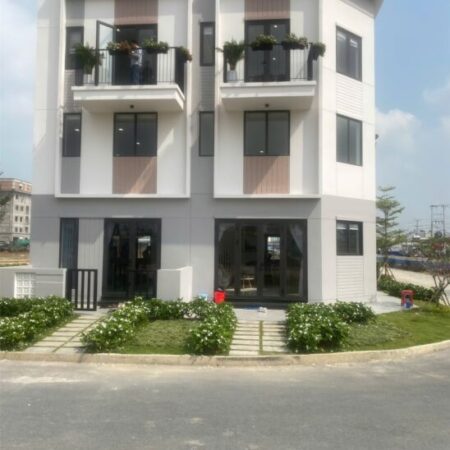 Nhà 3PN, Full Nội Thất, Gần KCN VSIP2 – Chỉ 2.4 Tỷ