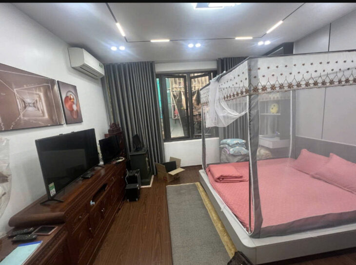 BÁN NHÀ TRIỀU KHÚC TRIỀU KHÚC 34M 5 TẦNG MT4.5M NGÕ THÔNG KD KHU HIẾM NHÀ BÁN TIỆN ÍCH TRƯỜNG CHỢ Ở