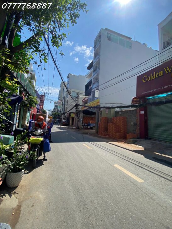 Bán nhà MT Nguyễn Cữu Vân, P 17 Quận BÌnh Thanh cách quận 1 5p đi xe