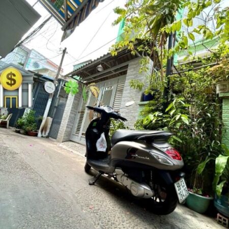 NHÀ HẺM ĐOÀN VĂN BƠ – CÁCH 10M RA MẶT ĐƯỜNG ĐOÀN VĂN BƠ- GÀN CHỢ VÀ TRƯỜNG HỌC– CHỦ ĐANG NHIỆT BÁN.