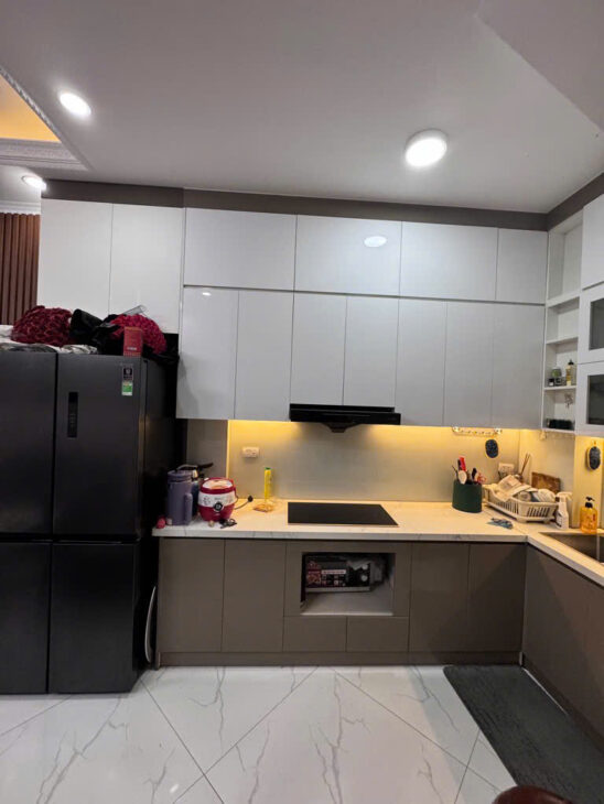 Ô TÔ ĐỖ CỬA, SIÊU PHẨM NHÀ MỚI Ở NGAY, ĐẸP LUNG LINH,CHỦ ĐỂ LẠI NỘI THẤT CAO CẤP