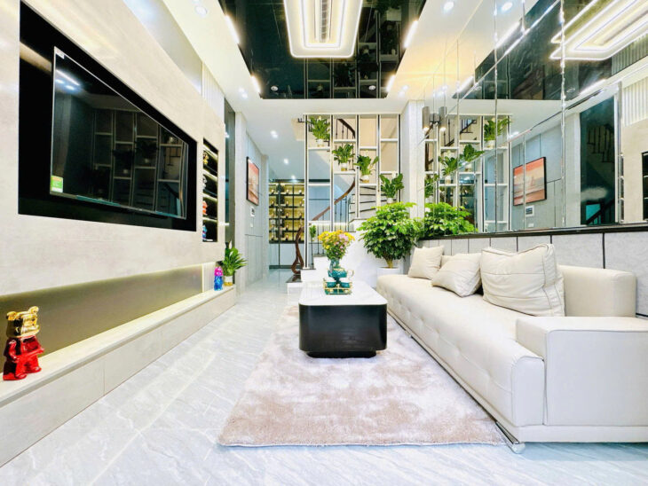 NHÀ ĐẸP KIM GIANG KIM GIANG 35M 5 TẦNG GẦN Ô TÔ TRƯỜNG CHỢ CỰC HIẾM NHỈNH 6 TỶ SỔ ĐỎ RIÊNG